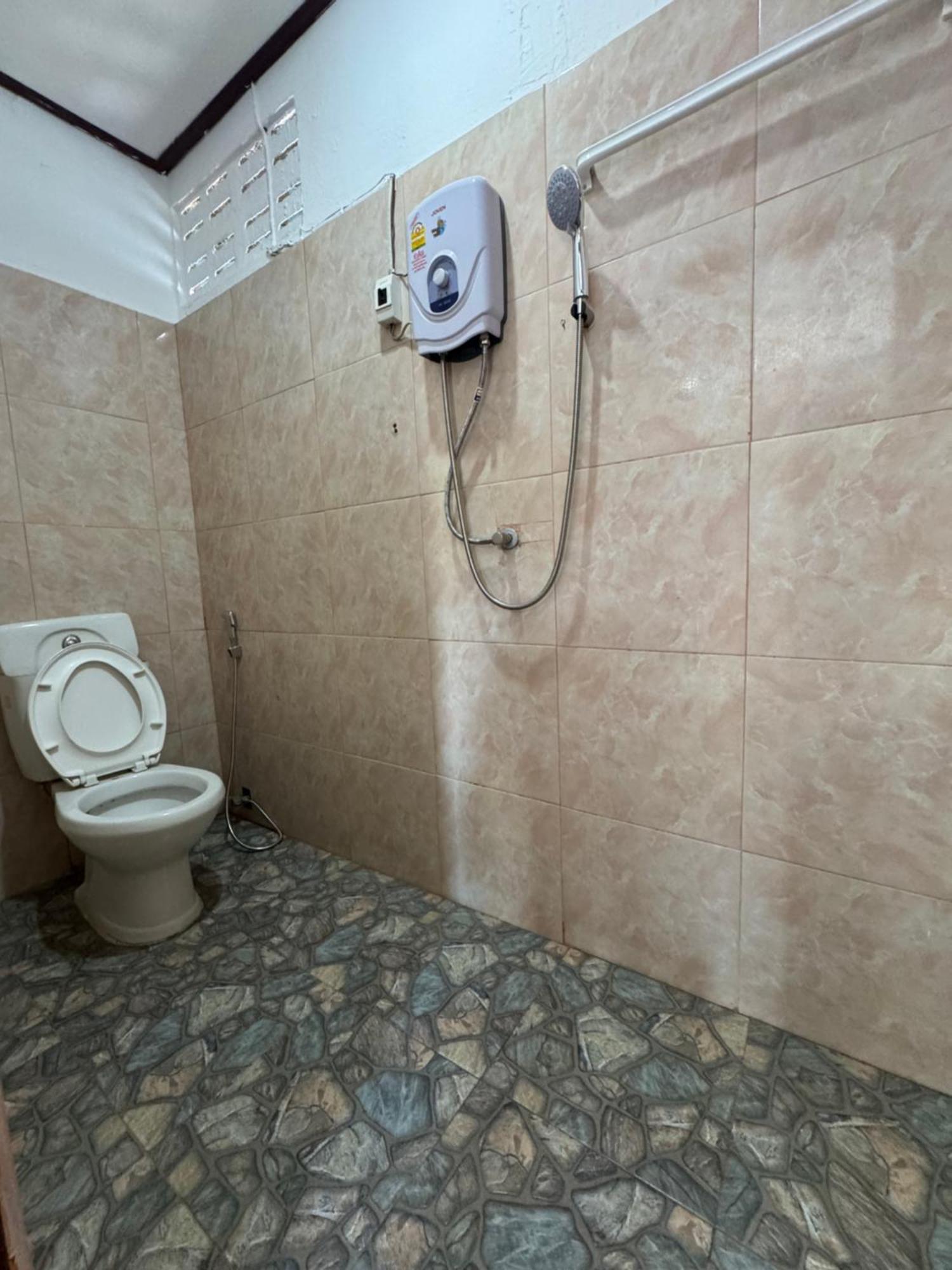 Vang Vieng Green Hotel Екстериор снимка