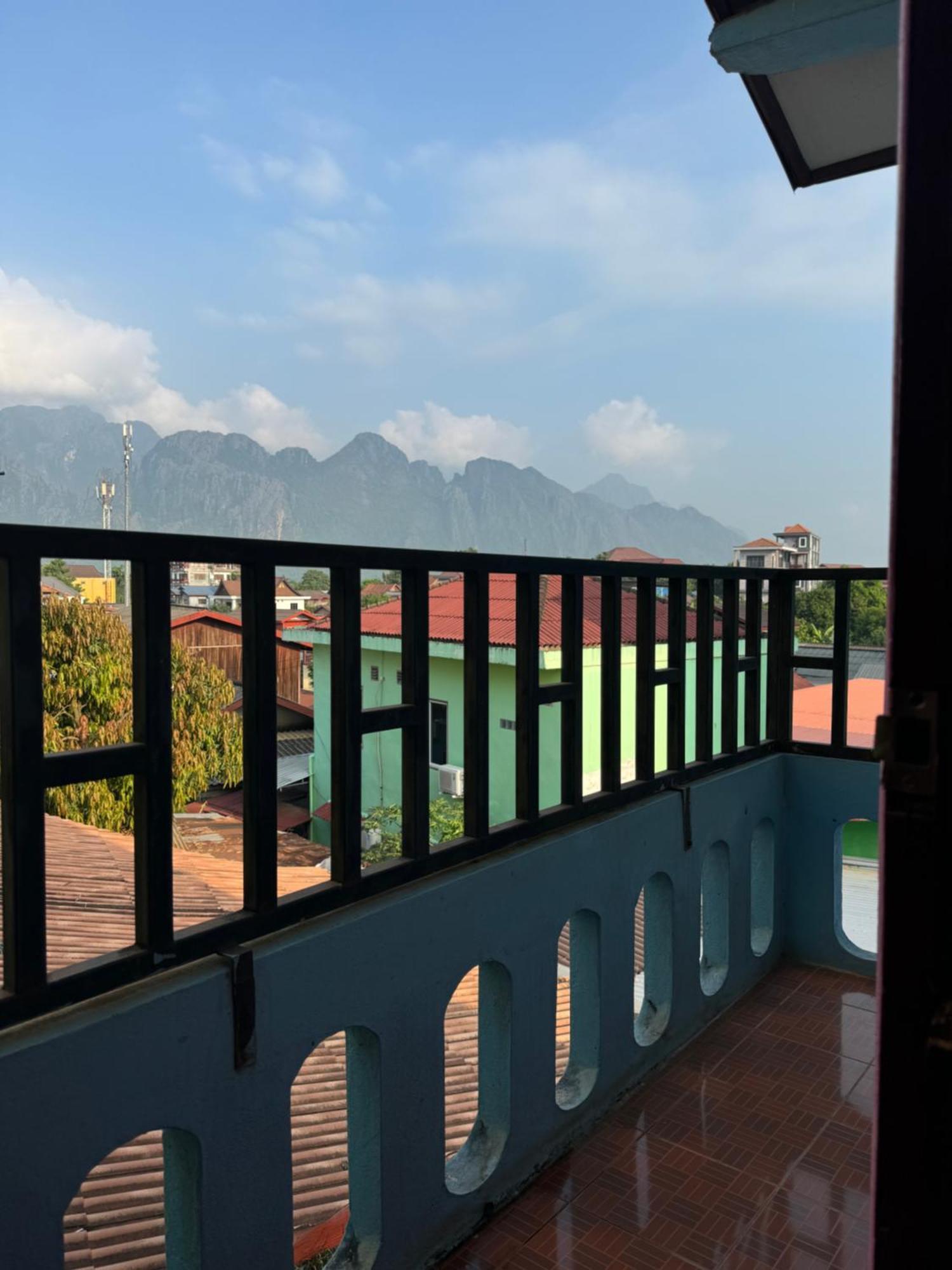 Vang Vieng Green Hotel Екстериор снимка