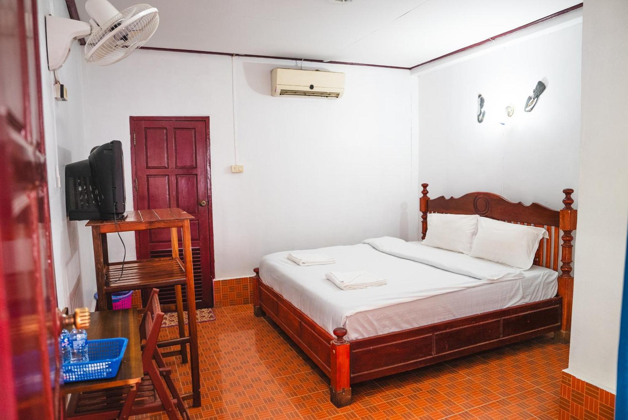 Vang Vieng Green Hotel Екстериор снимка